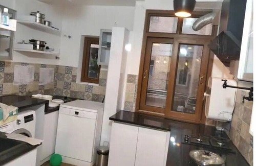 Bengaluru House | Mi Casa Es Tu Casa MG Road Area CBD Bangalore