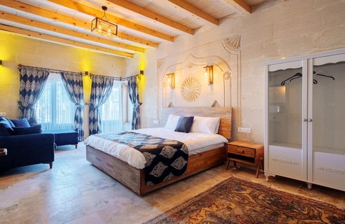 Uchisar House | Elegant Room in Cappadocia Tughan Stone House