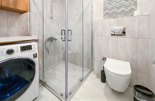 Cesme Apartment | Flat with Balcony 5 min to Cesme Marina