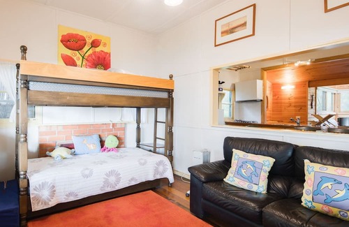 Tenby Point Cottage | Silverstone Cottage and Studio