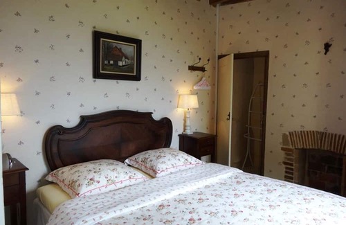 Champallement House | Romantisch Ruim 2 Persoons Vakantiehuis met Panoramisch Uitzicht!