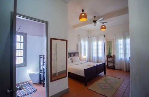 Luang Prabang Villa | Grande Villa de Style Près du Centre de Luang Prabang, Idéal Pour les Familles