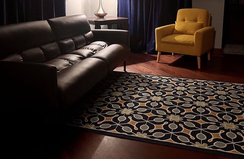 La Crosse House | Drift Inn & Be Our Guest!