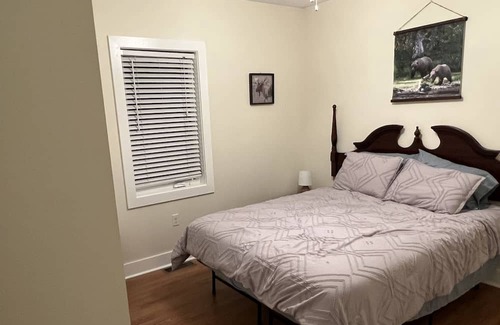 North East Apartment | Vines and Lines. Entire Guest Suite in PA Wine Country.