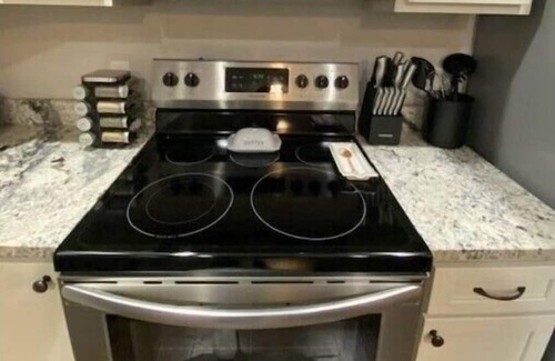 Richmond House | 4 bedroom 3 full bath home in the heart of Richmond!