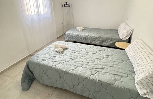 Benirredra Apartment | Apartamento Ubicado en el Centro de Gandia a Solo un Minuto del Museo Fallero