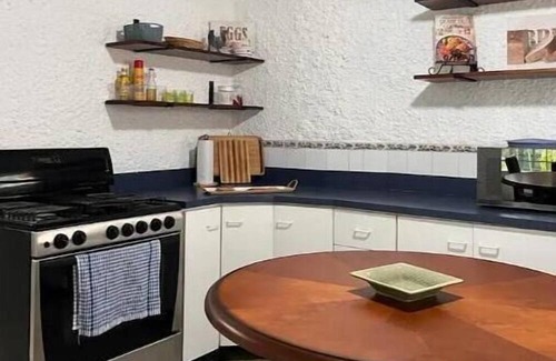 Guatemala Villa | El Cafetalito Artisanal Coffee Farm