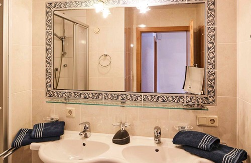 Ried im Oberinntal Apartment | Ferienwohnung Almrose - Apartment Kuprian Tobias
