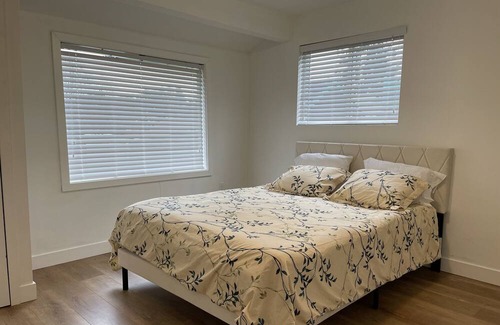 Gibsons House | Sunshine Coast at its best, Gibsons, close to Marina, beach and shops