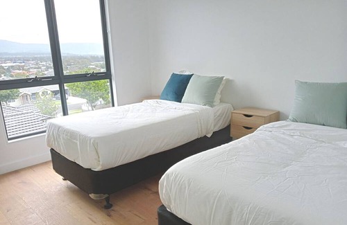 Blackbutt House | Modern Three Bedroom Townhouse at Shellharbour