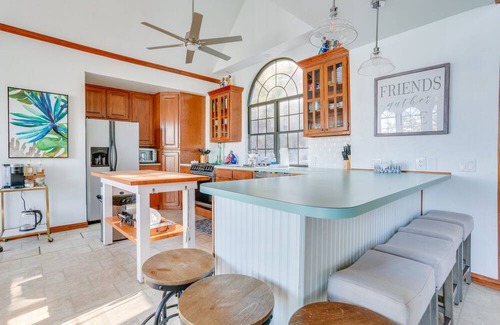 Myra House | Waterfront Gainesville Home w/ Dock, Near Wineries