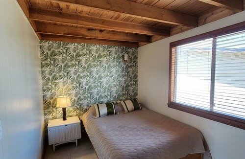 Burnet Cottage | Hilltop Haven: 5 mins to Spider Mountain or Reveille Ranch biking