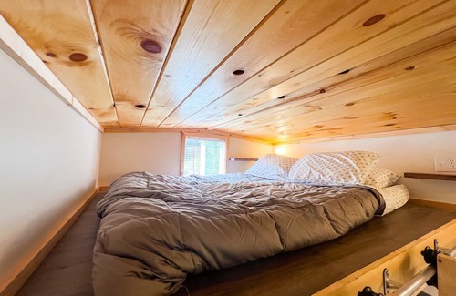 Stanton Apartment | Welcome to Cozy Cabin - Small in size, big in charm