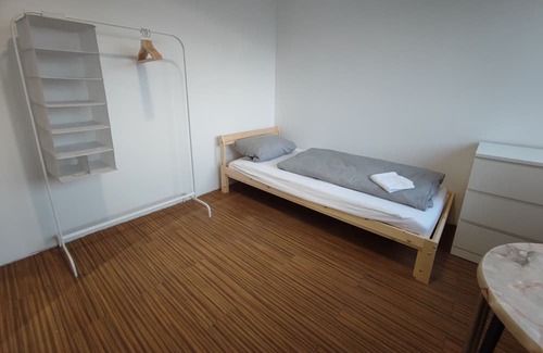 Hochheim am Main Apartment | Monter24 - Residential I Central I Business 8 Pers