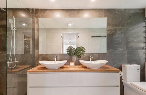 Buderim House | Bellavista - Peaceful home near beach & rainforest/waterfall
