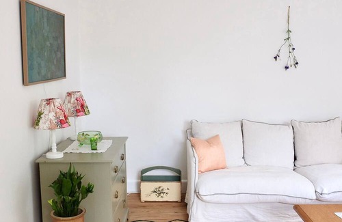 Moss Vale House | Hydrangea House, Moss Vale