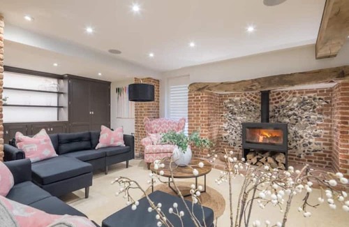 Harston Cottage | Forge cottage /Premium listing /14 guests