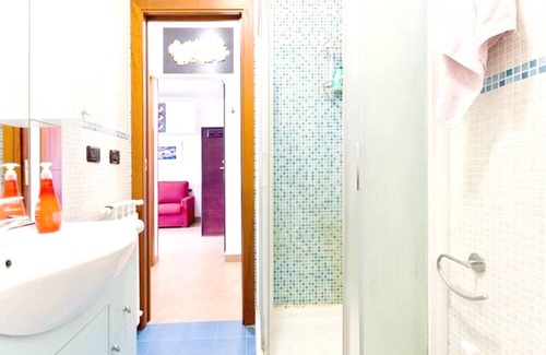 Reggio Calabria Apartment | Homerez - Nice appartement for 4 ppl. with balcony at Reggio Calabria