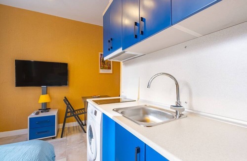 Fatih Apartment | King Bed Suite, Fast Wifi, Free Park - Studio