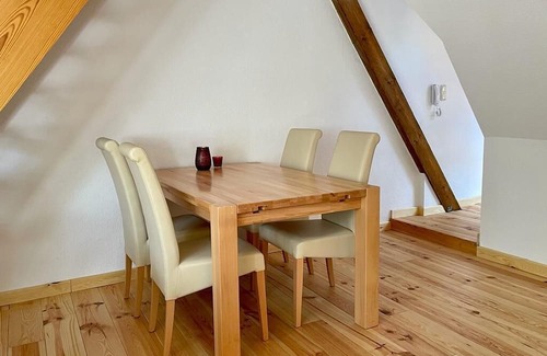 Quedlinburg Apartment | Kaiserstube - Comfortable apartment with balcony in the heart of Quedlinburg