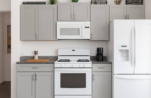 Pierson Place Historic District House | Stay close to concerts, sports and culture in our artistic historic monarch home