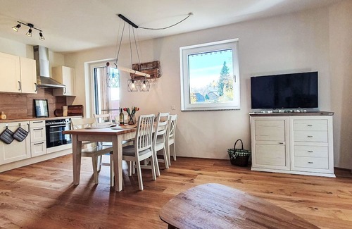 Sattendorf Apartment | Nice apartment for 5 people with WIFI, TV and balcony