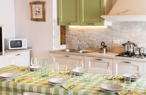 Lateis Apartment | An elegant and cozy retreat for your lake getaway