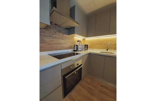 Hidd Apartment | A Luxurious Sea View 1 Bedroom Apartment unit 5