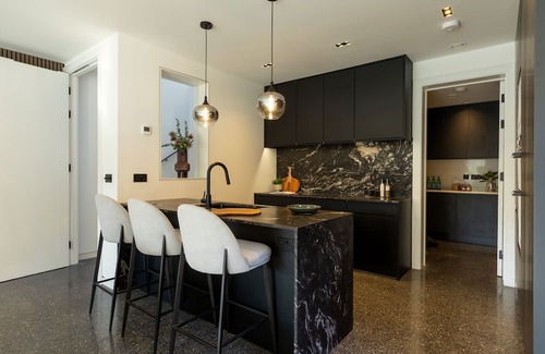 Dublin House | Luxury Brand New 4BR Seaside Retreat Dún Laoghaire