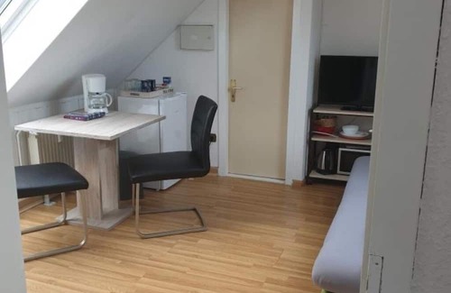 Eller Apartment | Central, quiet vacation apartment in Düsseldorf-Lierenfeld near the center & trade fair