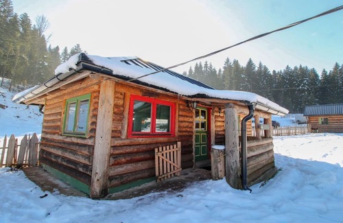 Pale Apartment | Ethno Village Dolina Mira - One Bedroom Holiday Home (Sutjeska) Published (Published)