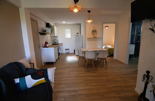 San Martin de Valdeiglesias Apartment | The Grand Lakeview Retreat