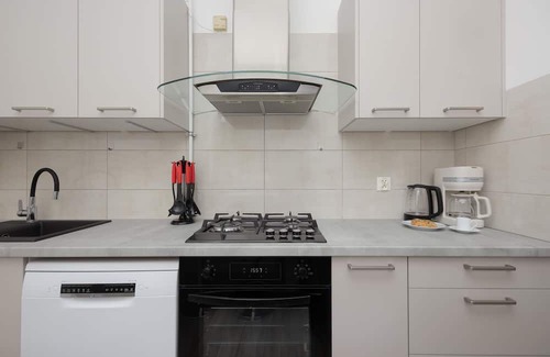 Nowa Praga Apartment | Kameralna 3 | Warsaw | Beige Apartment | Remote Work