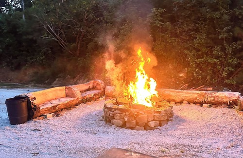 Joppa Cabin | Leesa’s Cozy Cabin in Union Grove