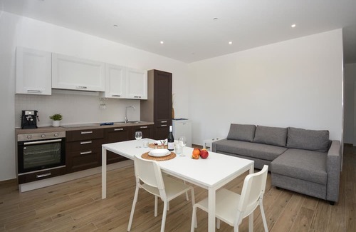 Roccazzo House | Stunning home in Roccazzo