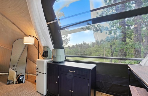 Hermosa Cabin | Winter Escape to a Boutique Hideaway