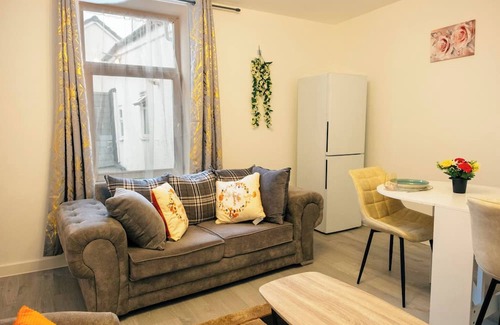 Plasnewydd Apartment | Central Cardiff Cozy 2BR near stadium shops Uni