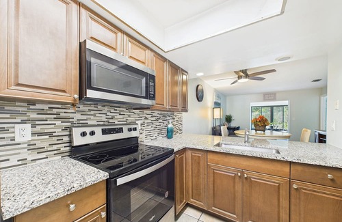 La Cita Condo | Fully Furnished 2BR/2BA Condo in Titusville, Utilities + WiFi Included