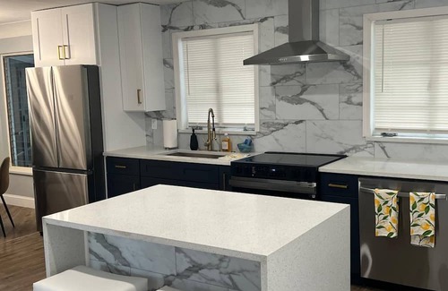 Mount Dora House | Modern 3-bedroom house with pool in charming Mount Dora - 12 min Downtown walk.