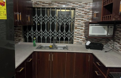 Prampram Villa | Spacious 6-bedroom villa in enchanting Prampram with fitness room, AC