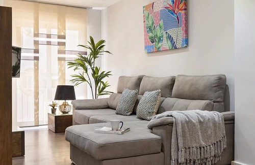 Andujar Apartment | Magnificent apartment ideal for couples or business travel. Easy access.