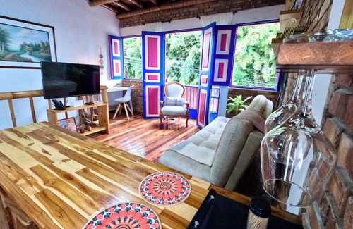 Luna Park Apartment | Colonial style apartment, quiet and cozy in central area of Circassia