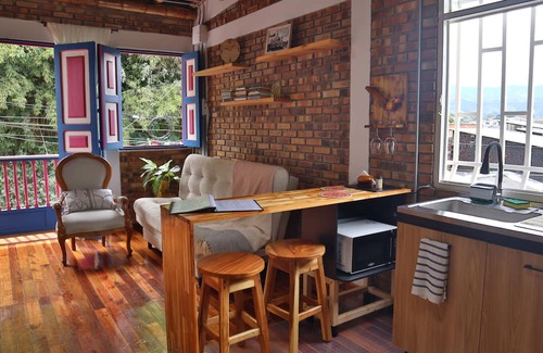 Luna Park Apartment | Colonial style apartment, quiet and cozy in central area of Circassia