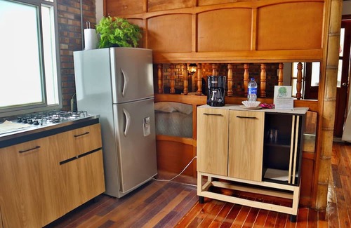Luna Park Apartment | Colonial style apartment, quiet and cozy in central area of Circassia