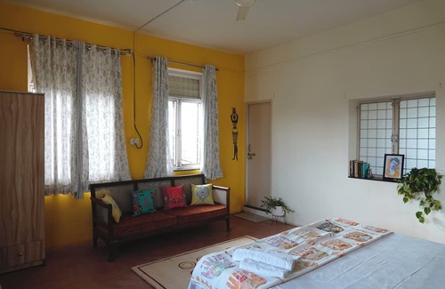Gwalior Other | Stay at Amaltas: Farmhouse on an Organic Pet-Friendly Farm in Gwalior