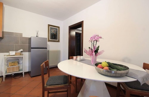 Borso del Grappa Apartment | Beautiful apartment for 6 guests with WIFI, A/C and patio