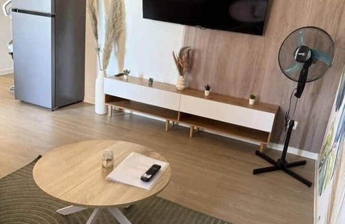Homecourt Apartment | Mélissa - Bright, modern - Station - WiFi - Stream