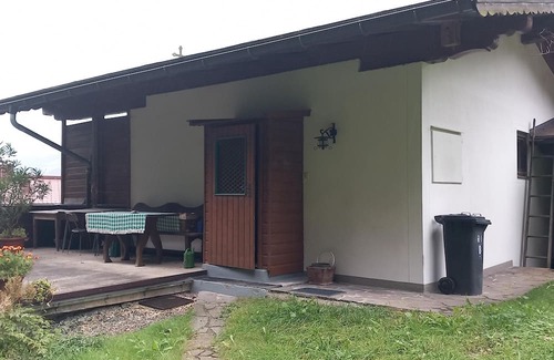 Oberndorf in Tirol House | Quaint holiday home with garden and views