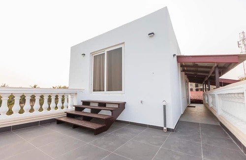 Victoria Borg House | Spacious 6-bedroom Beach house with pool at unique location