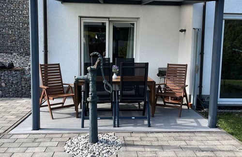 Plettenberg Apartment | Apartment 'Retreat' with Mountain View, Private Garden and Wi-Fi